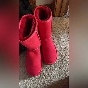 UGG Boot size 6...worn once